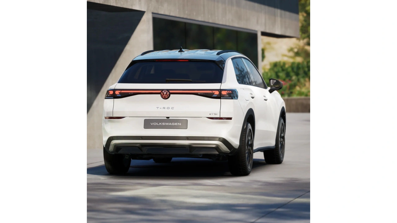 Volkswagen T-Roc 1.5 eTSI 116 7DSG Life First Edition