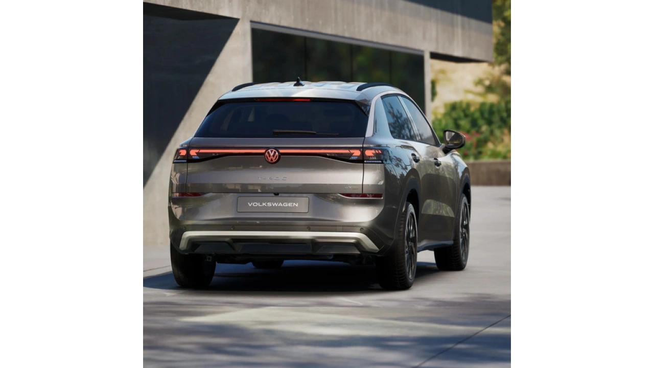 Volkswagen T-Roc 1.5 eTSI 116 7DSG Life First Edition