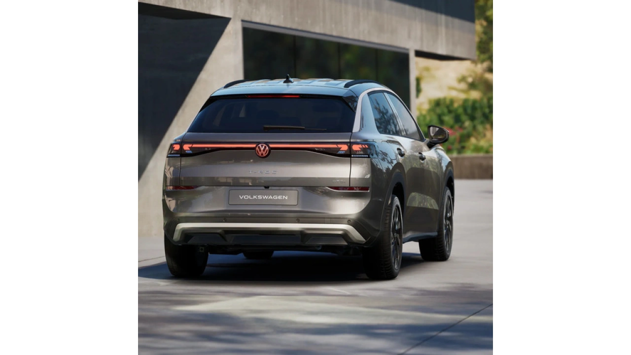 Volkswagen T-Roc 1.5 eTSI 116 7DSG Life First Edition