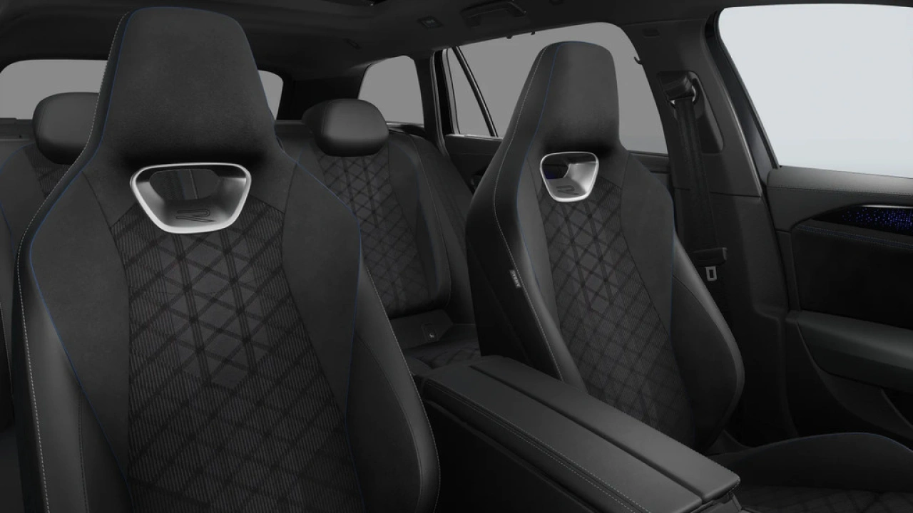 Volkswagen Passat Variant 1.5 eHybrid 204 6DSG R-Line Edition