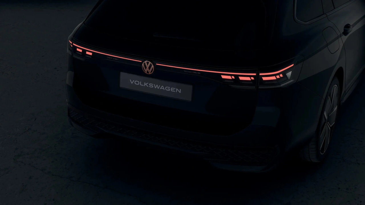 Volkswagen Passat Variant 1.5 eHybrid 204 6DSG R-Line Edition