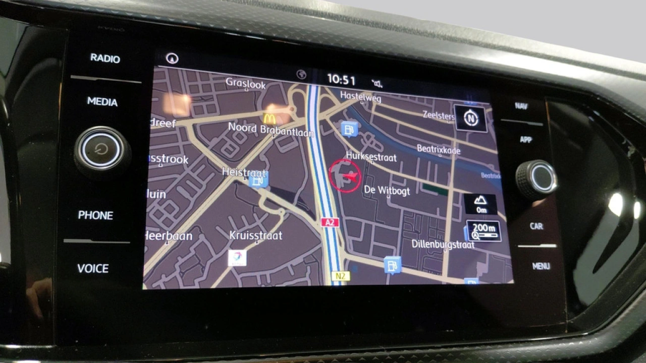 Volkswagen T-Cross 1.0 TSI Life | Multimedia | Climatronic |