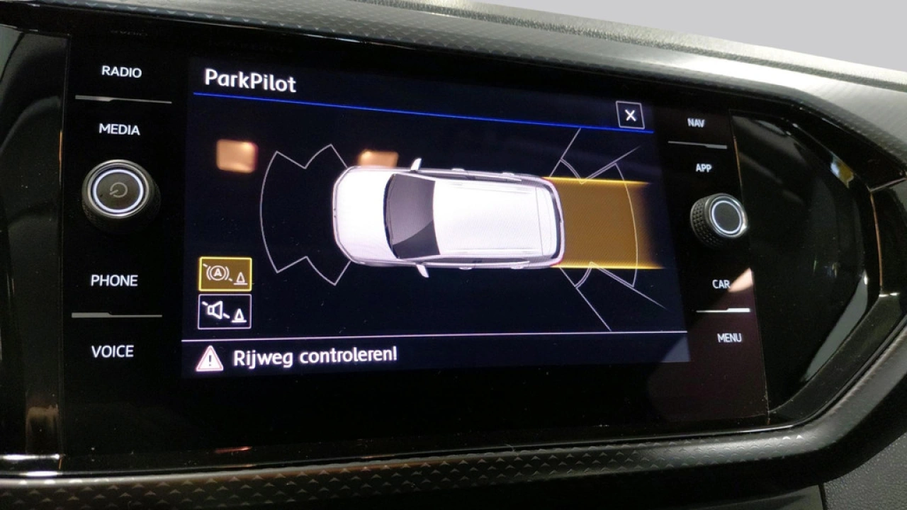 Volkswagen T-Cross 1.0 TSI Life | Multimedia | Climatronic |