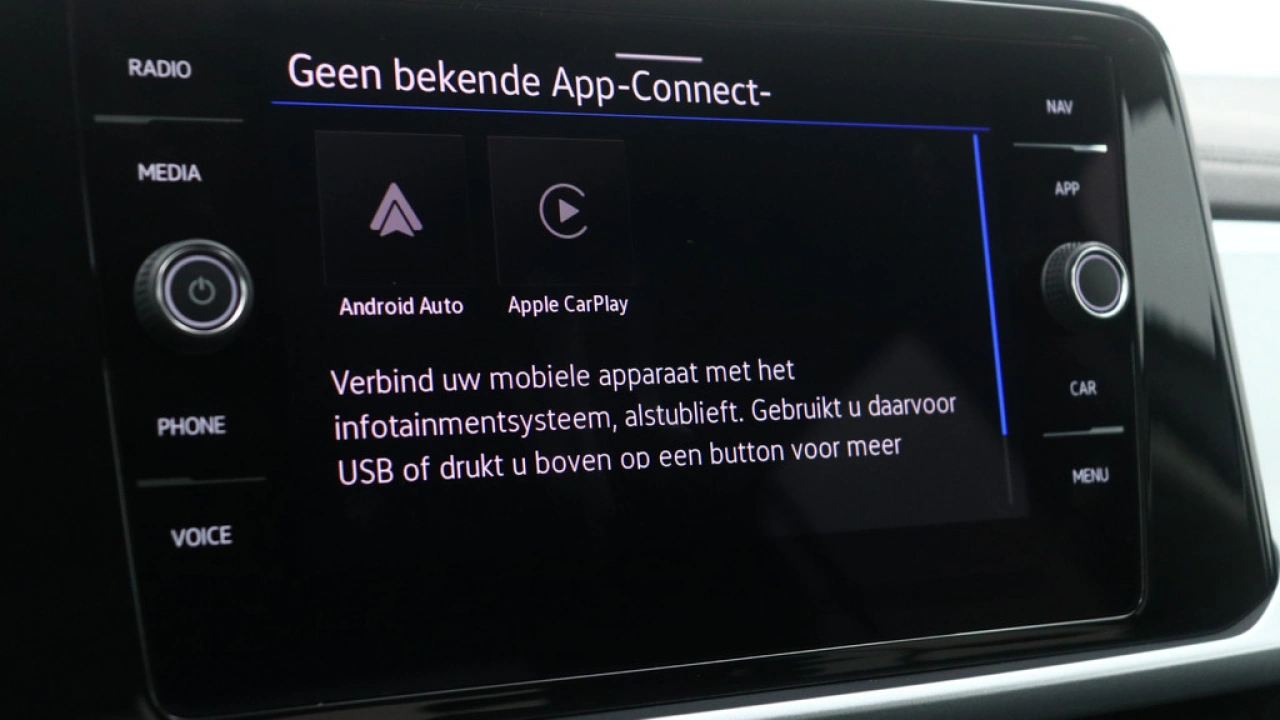 Volkswagen T-Roc 1.5 TSI 150pk DSG Life Edition App Connect