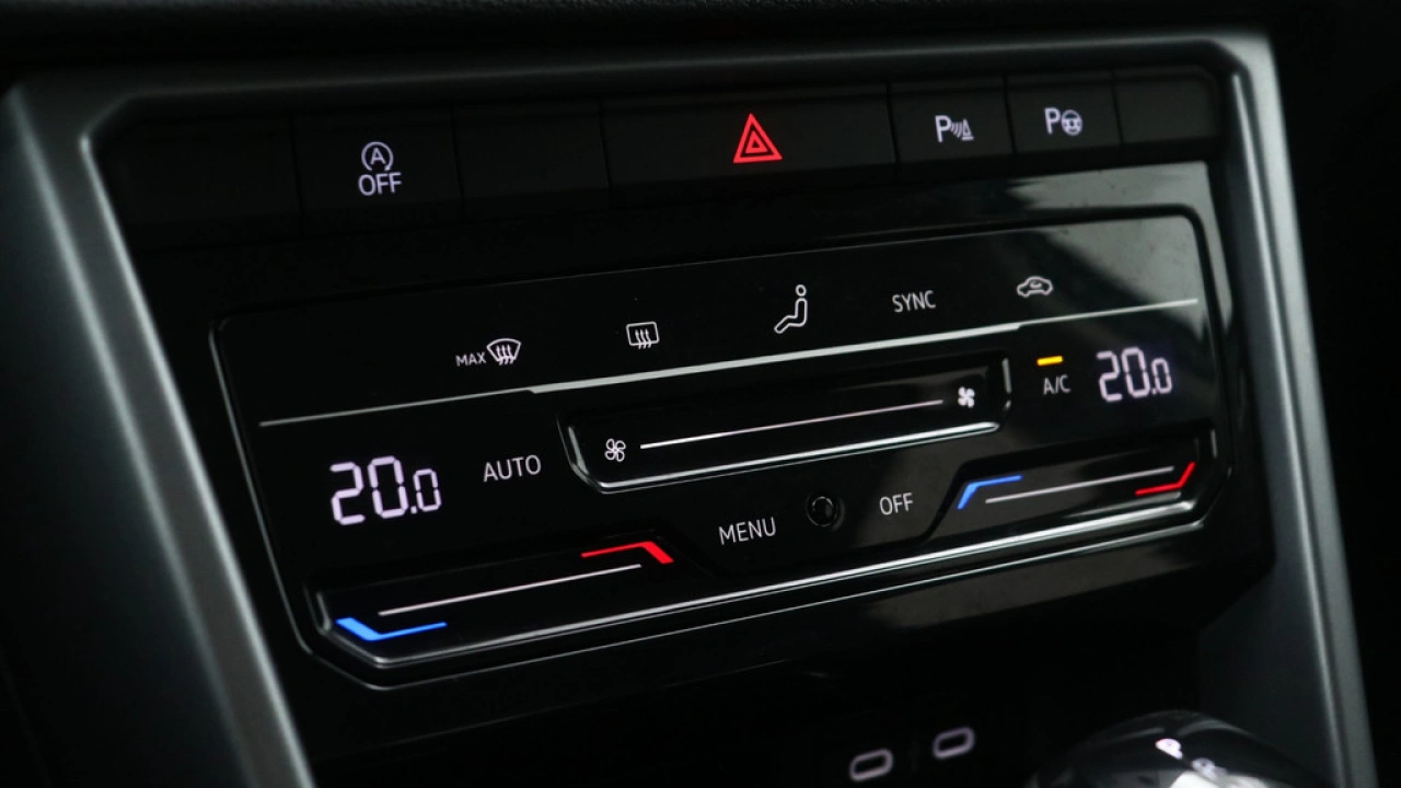 Volkswagen T-Roc 1.5 TSI 150pk DSG Life Edition App Connect