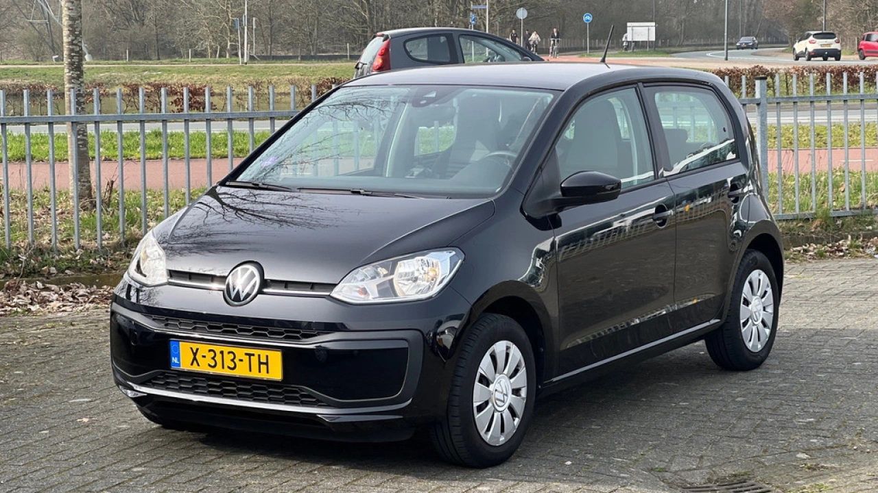 Volkswagen up! 1.0 65pk Airco Bluetooth Lane Assist