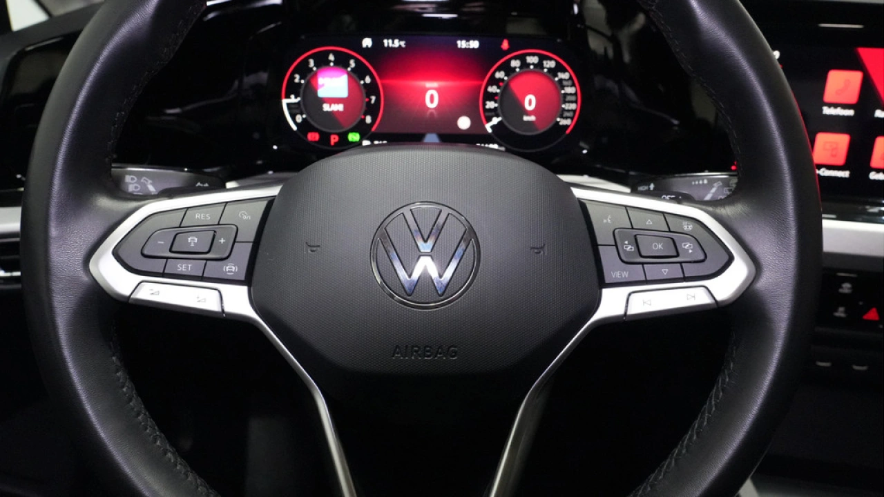 Volkswagen Golf 1.0 eTSI 110pk DSG Life Business