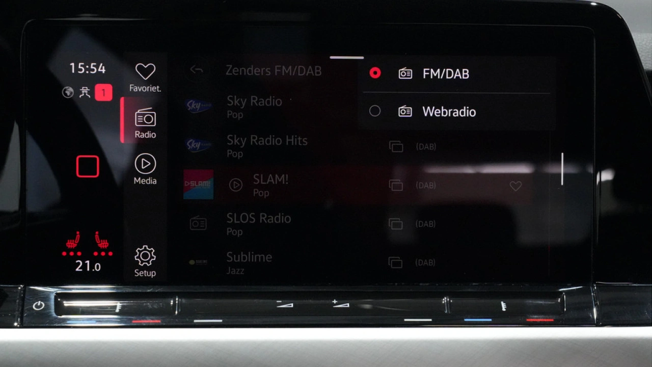 Volkswagen Golf 1.0 eTSI 110pk DSG Life Business