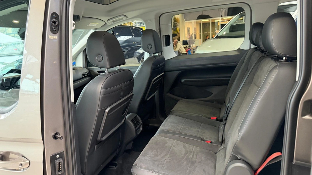 VW Bedrijfswagens CADDY KOMBI Maxi L2H1 PHEV 1.5TSI eHybrid 115pk DSG Style