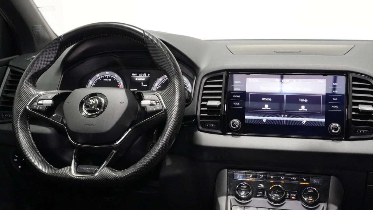 Škoda Karoq 1.5 TSI ACT Sportline Business