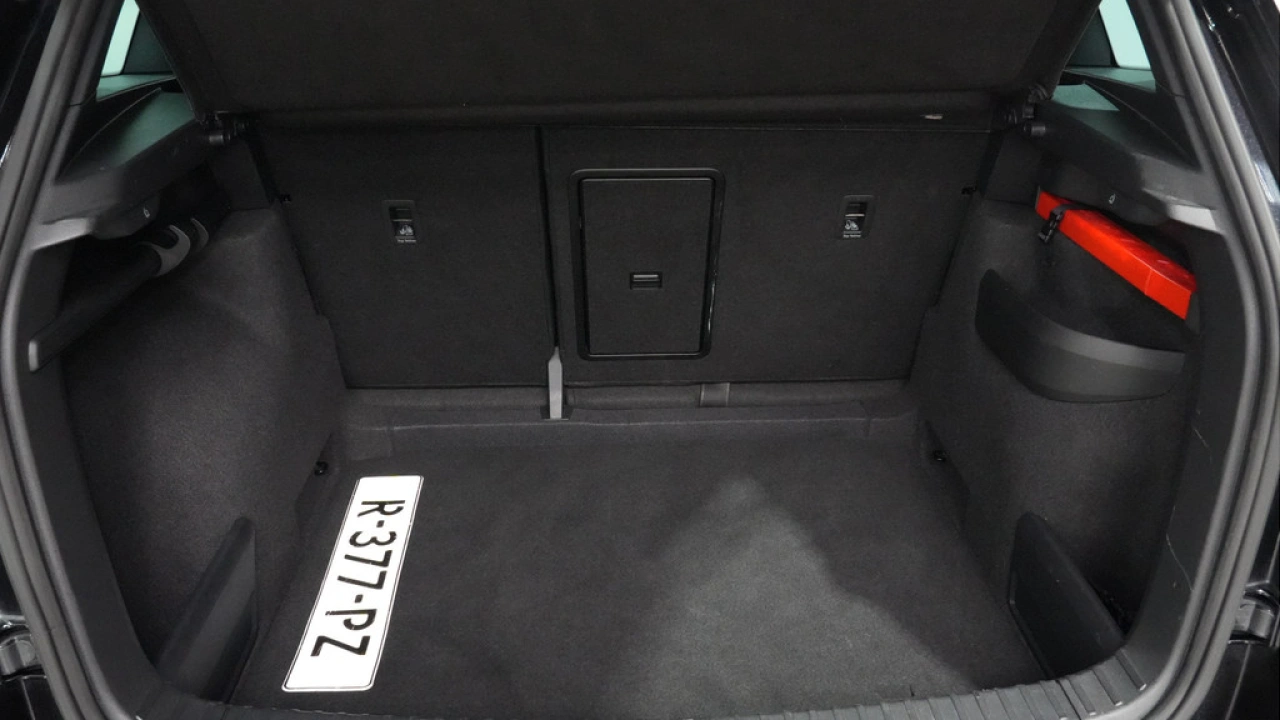 Škoda Karoq 1.5 TSI ACT Sportline Business