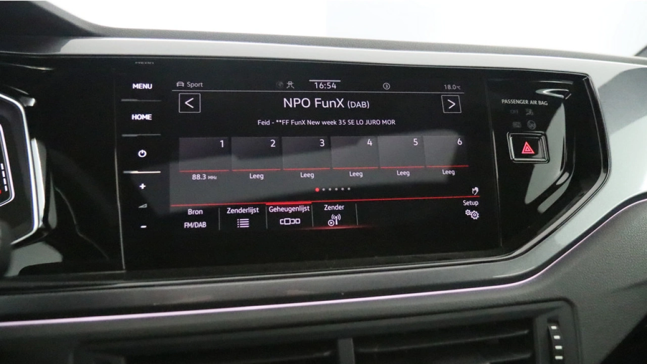 Volkswagen Polo GTI 2.0 207pk Automaat | Pano | Stoelverwarming | Keyless | Cruise | Camera