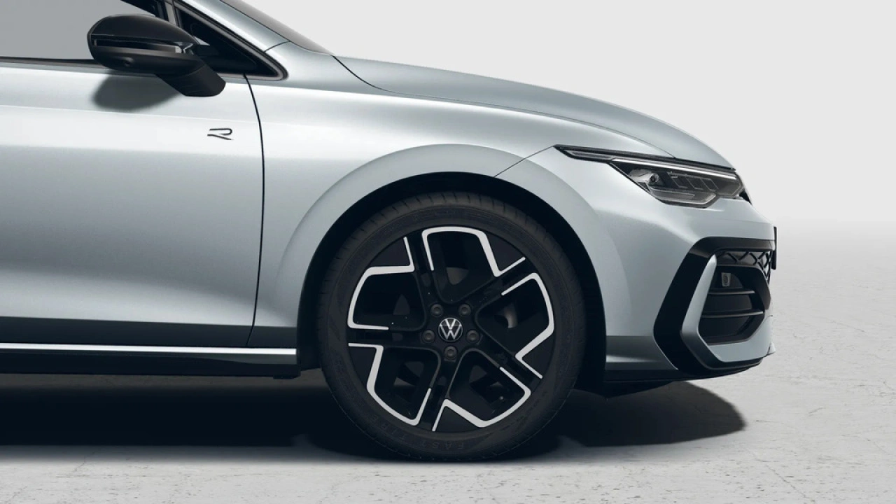 Volkswagen Golf Variant 1.5 eTSI 150 7DSG R-Line Edition