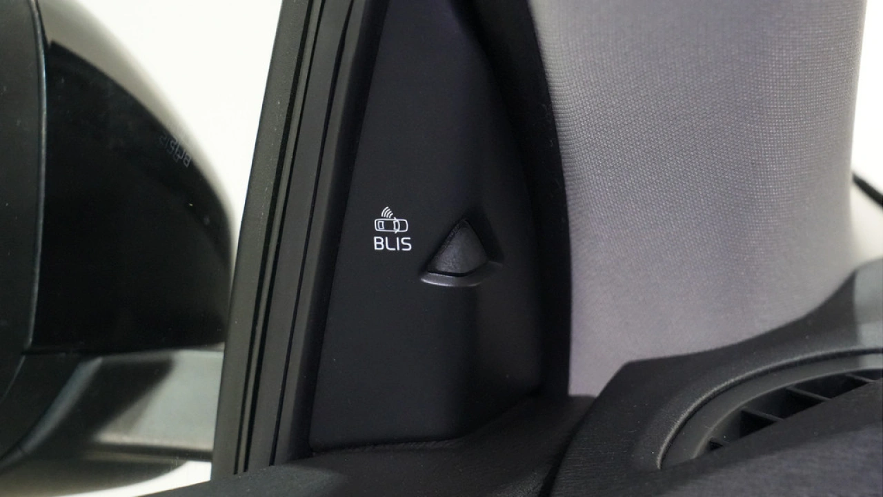 Volvo V40 Cross Country 1.5 T3 150pk Automaat Nordic