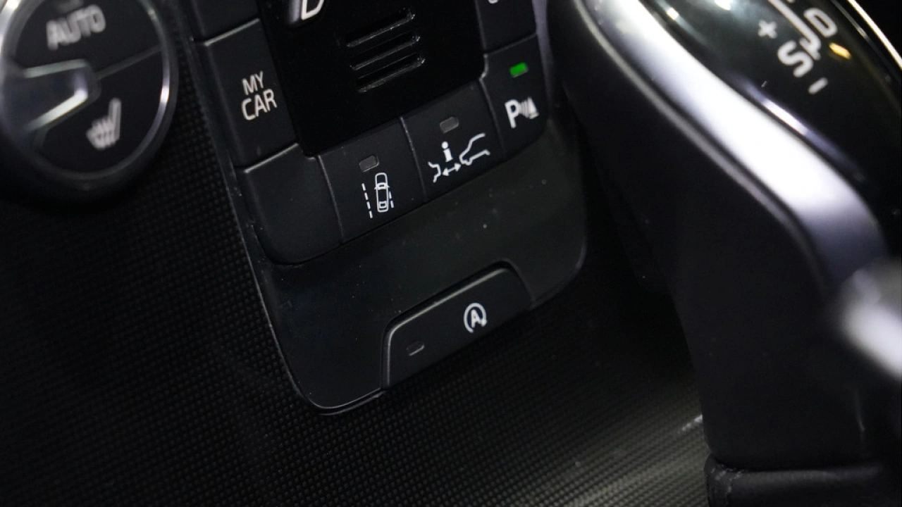 Volvo V40 Cross Country 1.5 T3 150pk Automaat Nordic