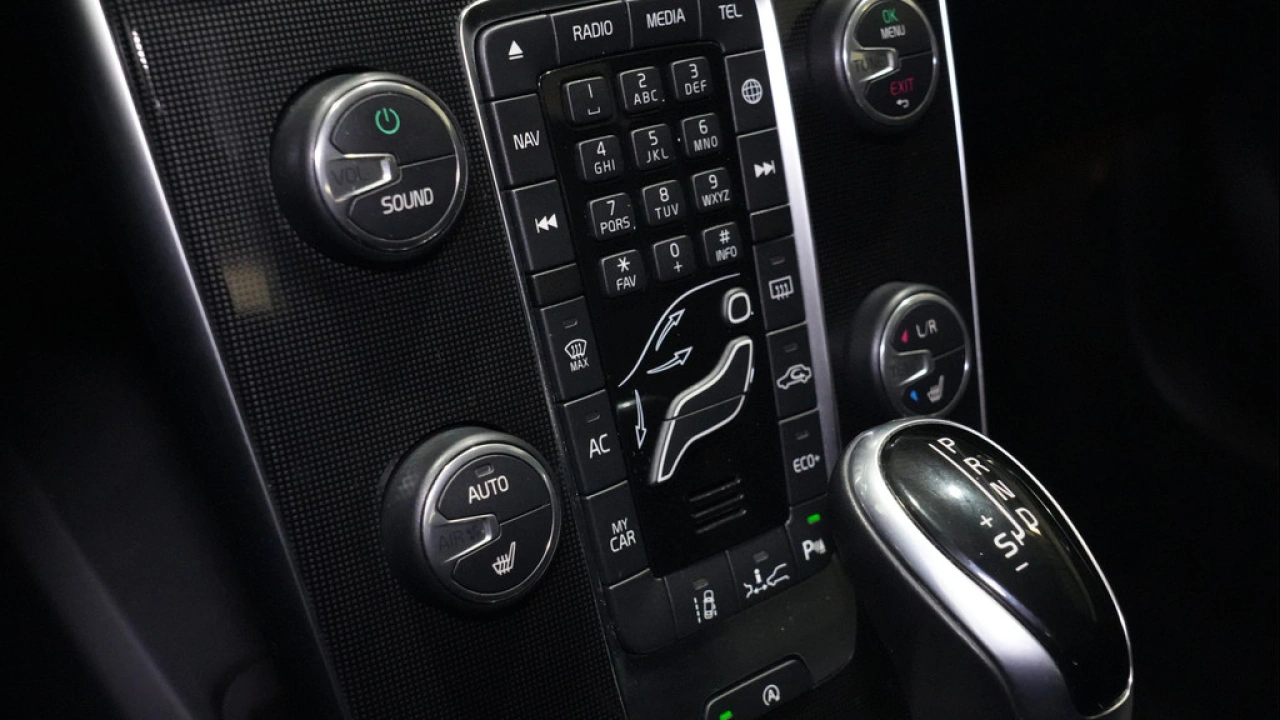 Volvo V40 Cross Country 1.5 T3 150pk Automaat Nordic