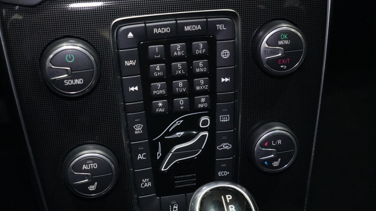 Volvo V40 Cross Country 1.5 T3 150pk Automaat Nordic