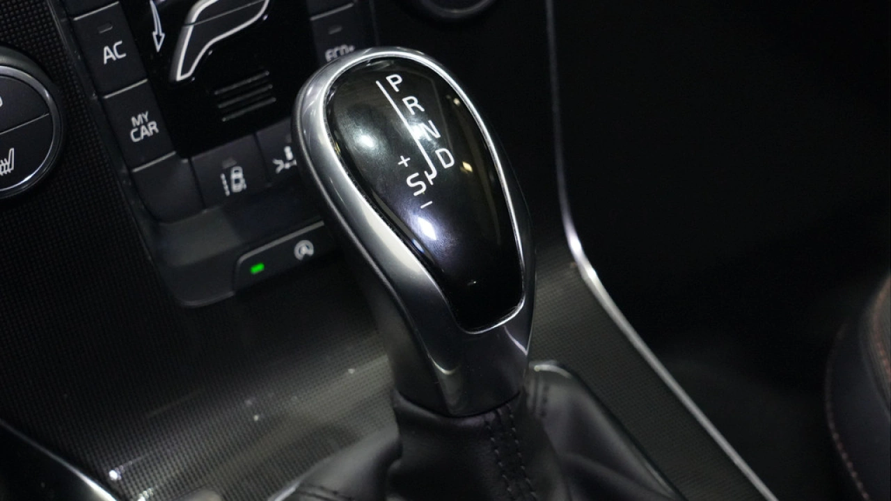 Volvo V40 Cross Country 1.5 T3 150pk Automaat Nordic