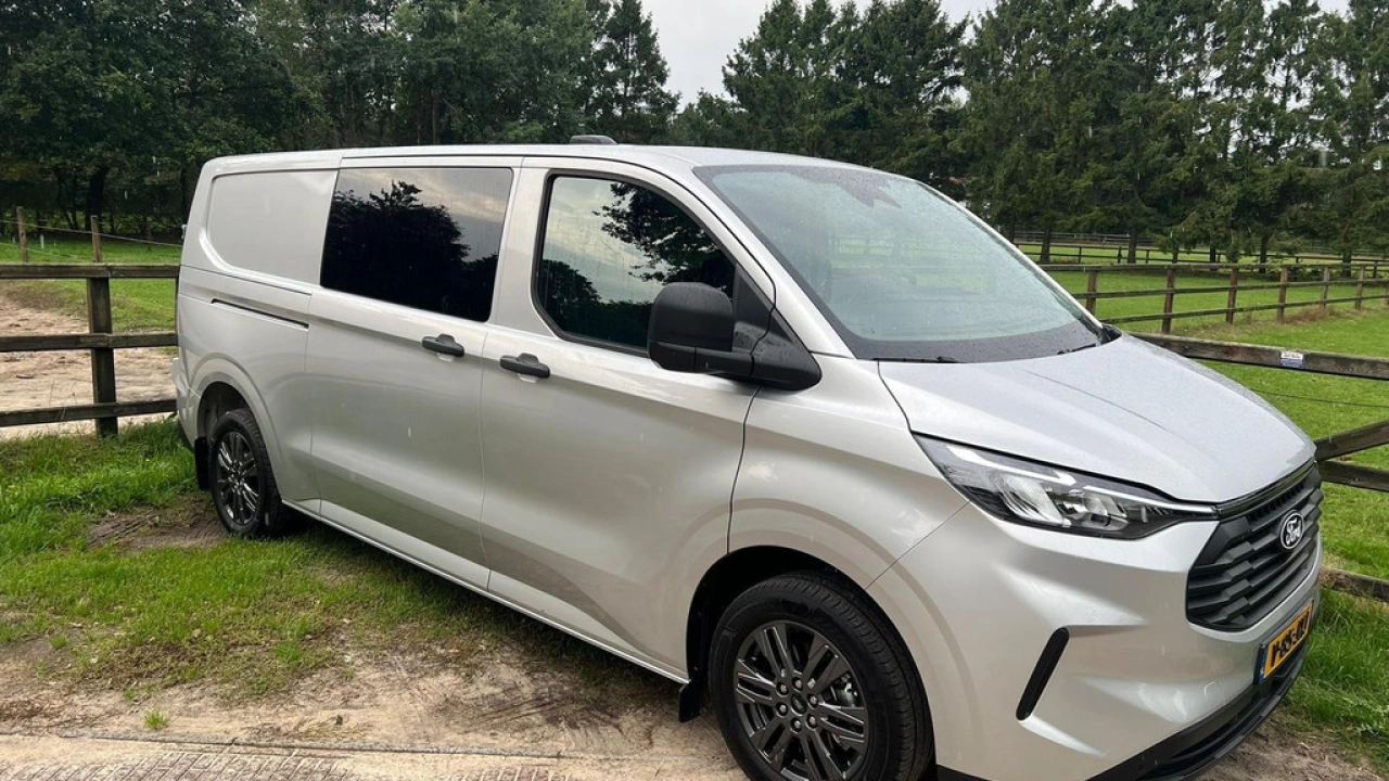 Ford Transit Custom L2H1 Dubbel Cabine 320 2.0 TDI 150pk