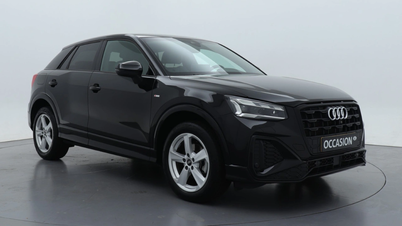Audi Q2 35 TFSI S Edition | Adaptive cruise | Zwart optiek | LED |