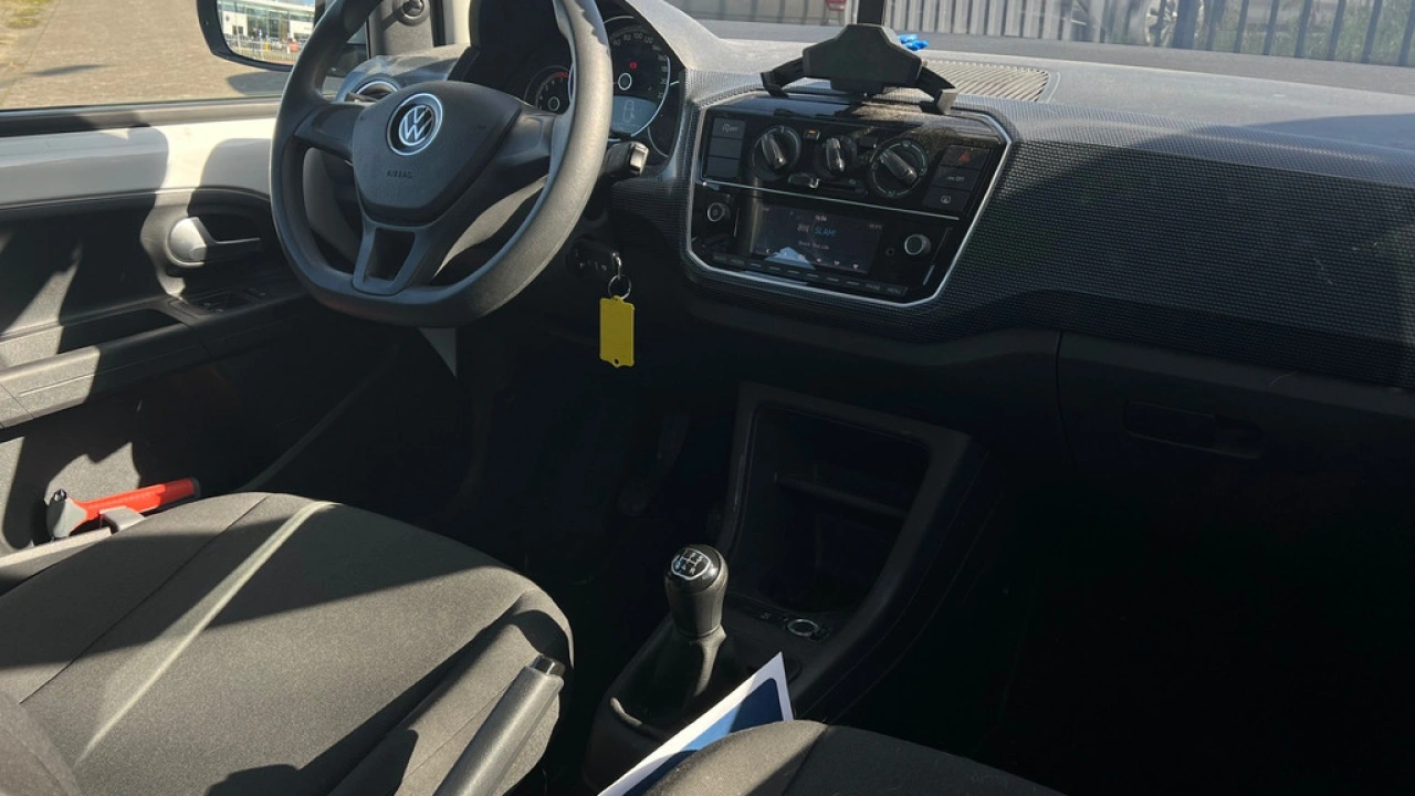 Volkswagen up! 1.0 65pk Airco Lane Assist Bluetooth