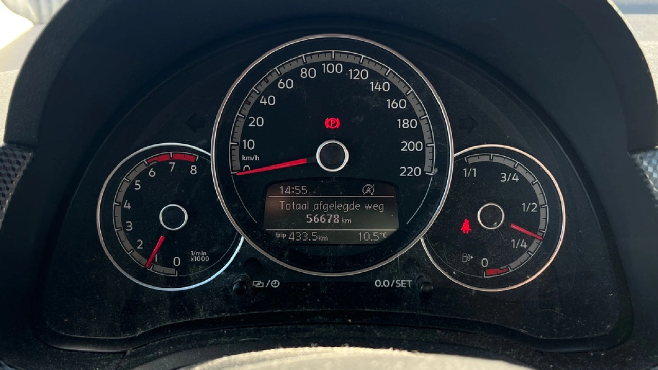 Volkswagen up! 1.0 65pk Airco Lane Assist Bluetooth