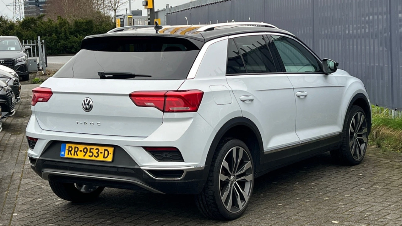 Volkswagen T-Roc 1.0 TSI 115pk Style Navigatie LED