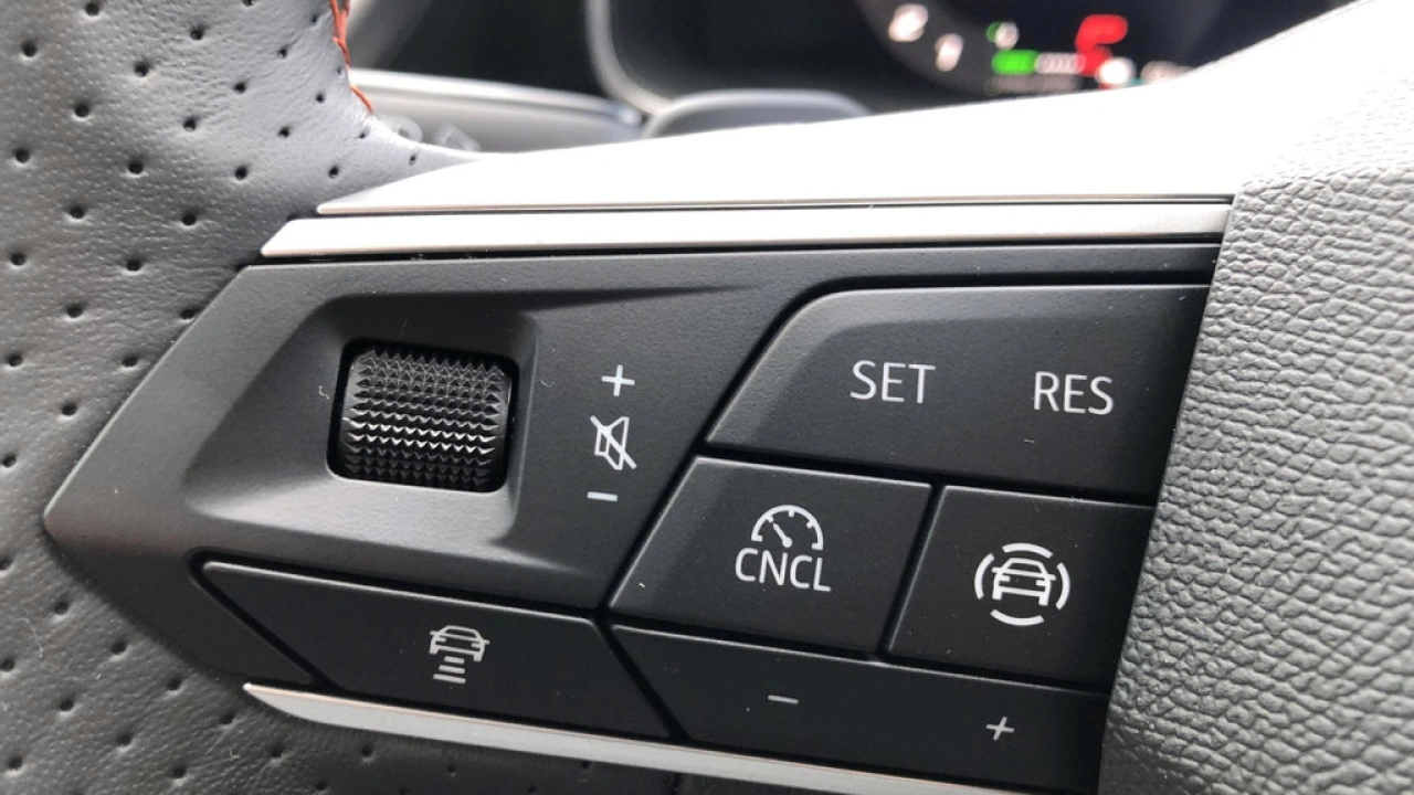 SEAT Leon Sportstourer 1.5 TSI e-Hybrid FR Business