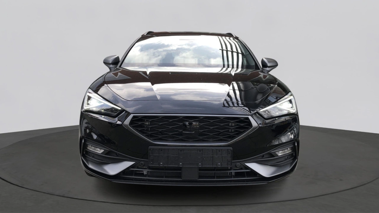 SEAT Leon Sportstourer 1.5 TSI e-Hybrid FR Business