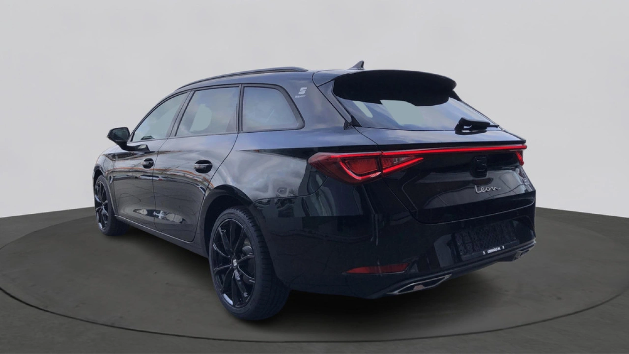 SEAT Leon Sportstourer 1.5 TSI e-Hybrid FR Business