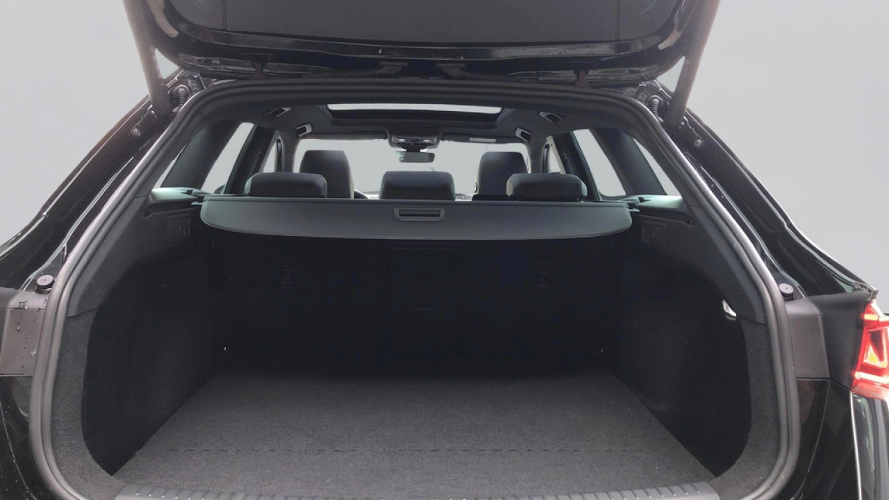 SEAT Leon Sportstourer 1.5 TSI e-Hybrid FR Business