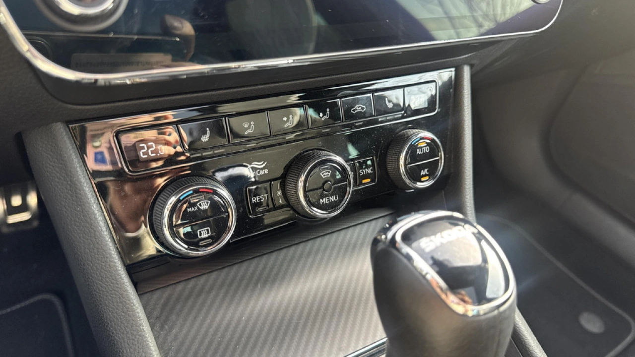 Škoda Superb Combi 1.5 TSI ACT Sportline Business