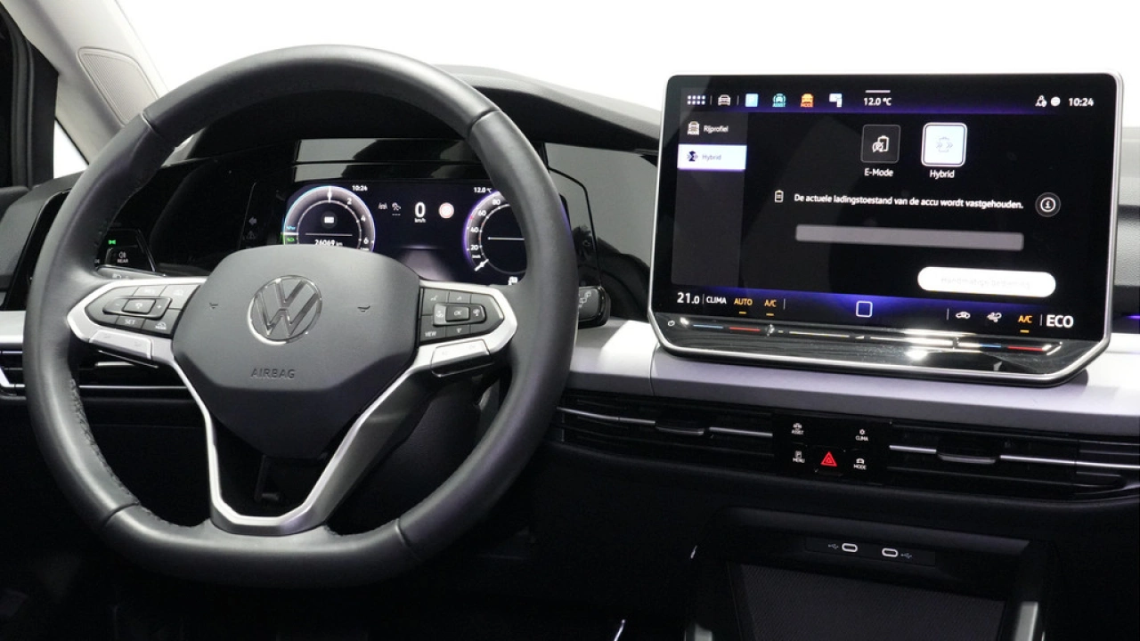 Volkswagen Golf 1.5 eHybrid 204pk PHEV Life Edition