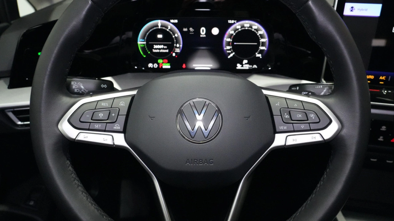 Volkswagen Golf 1.5 eHybrid 204pk PHEV Life Edition