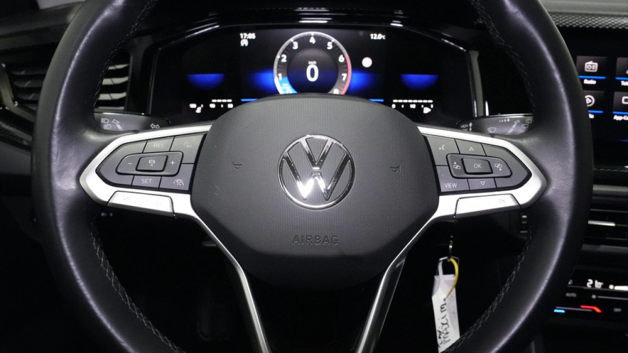 Volkswagen Polo 1.0 TSI Life Business