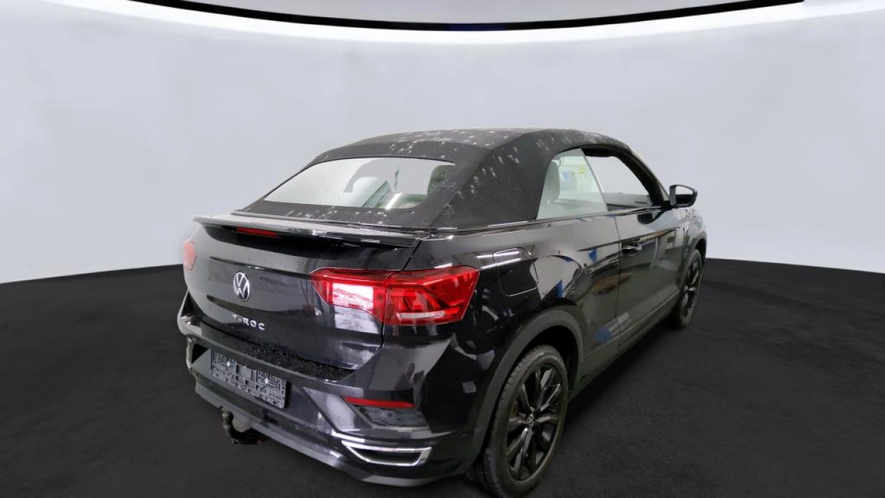 Volkswagen T-Roc Cabrio 1.5 TSI 150pk Automaat Black Style R-Line