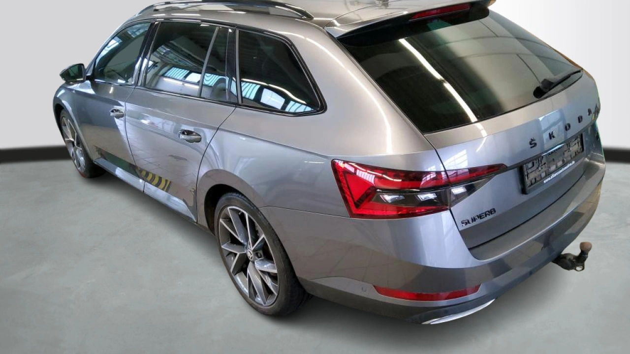 Škoda Superb Combi 1.4 TSI iV 218pk PHEV Sportline Business