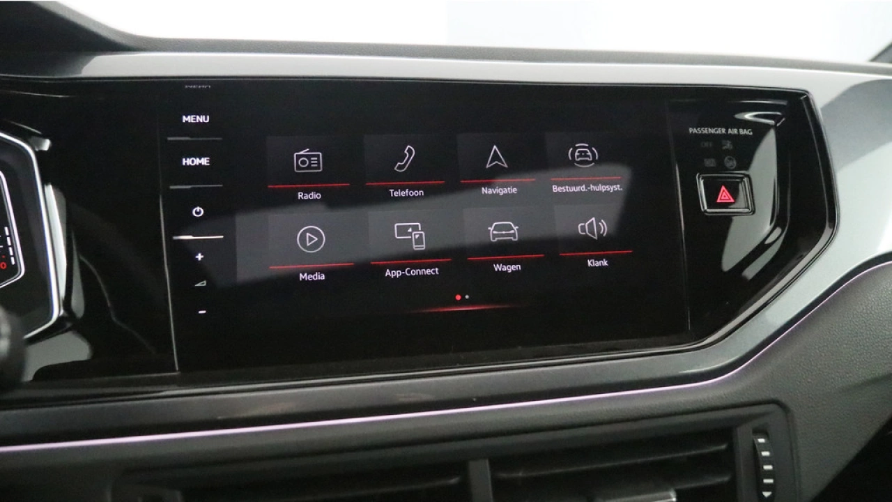 Volkswagen Polo GTI 2.0 207pk Automaat | Pano | Stoelverwarming | Keyless | Cruise | Camera