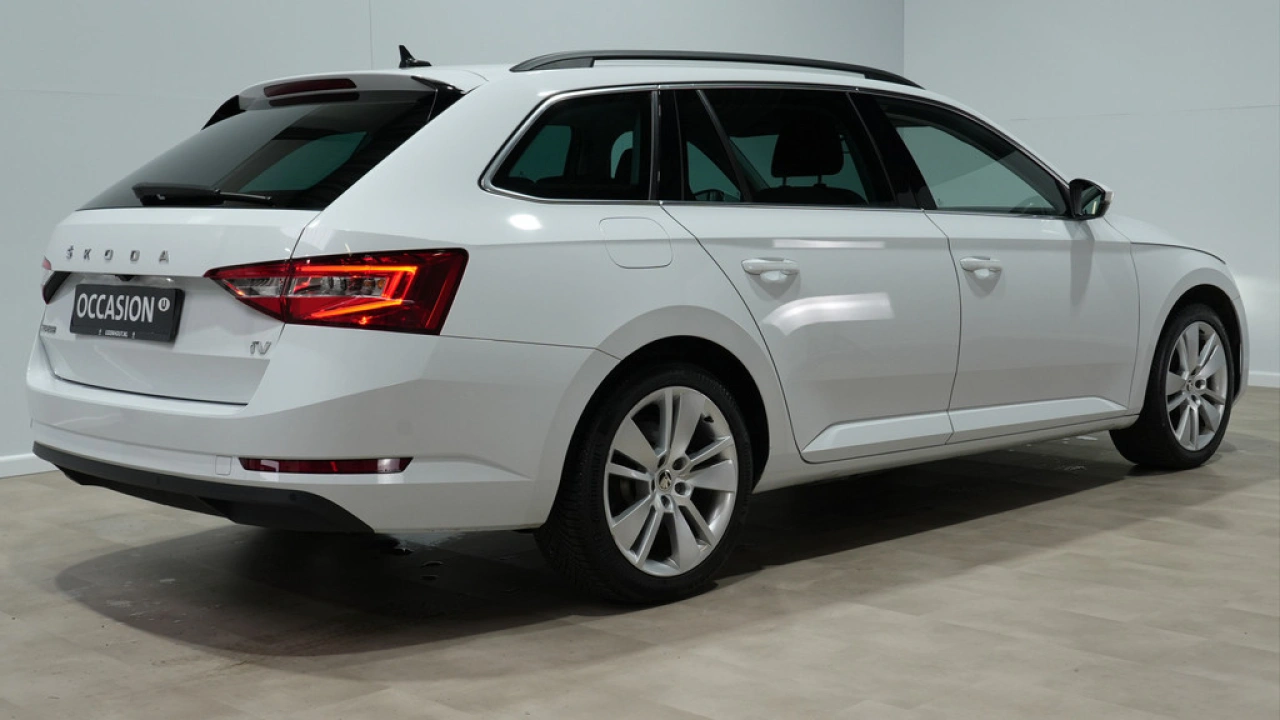 Škoda Superb Combi 1.4 TSI iV 204pk PHEV Business Edition Plus