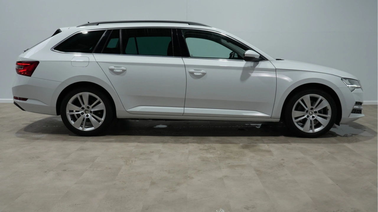 Škoda Superb Combi 1.4 TSI iV 204pk PHEV Business Edition Plus