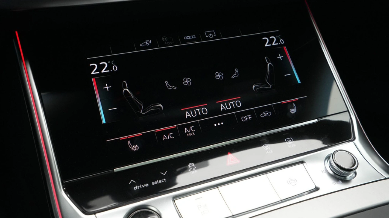 Audi A6 Avant 50 TFSI e quattro S-Line edition Competition