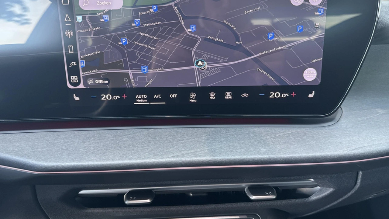 Audi Q3 1.5 200kW e-hybrid S edition Utopiablauw metallic