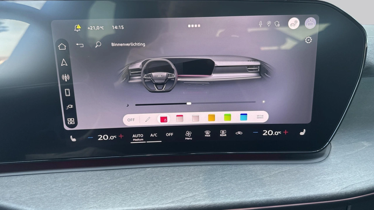 Audi Q3 1.5 200kW e-hybrid S edition Utopiablauw metallic