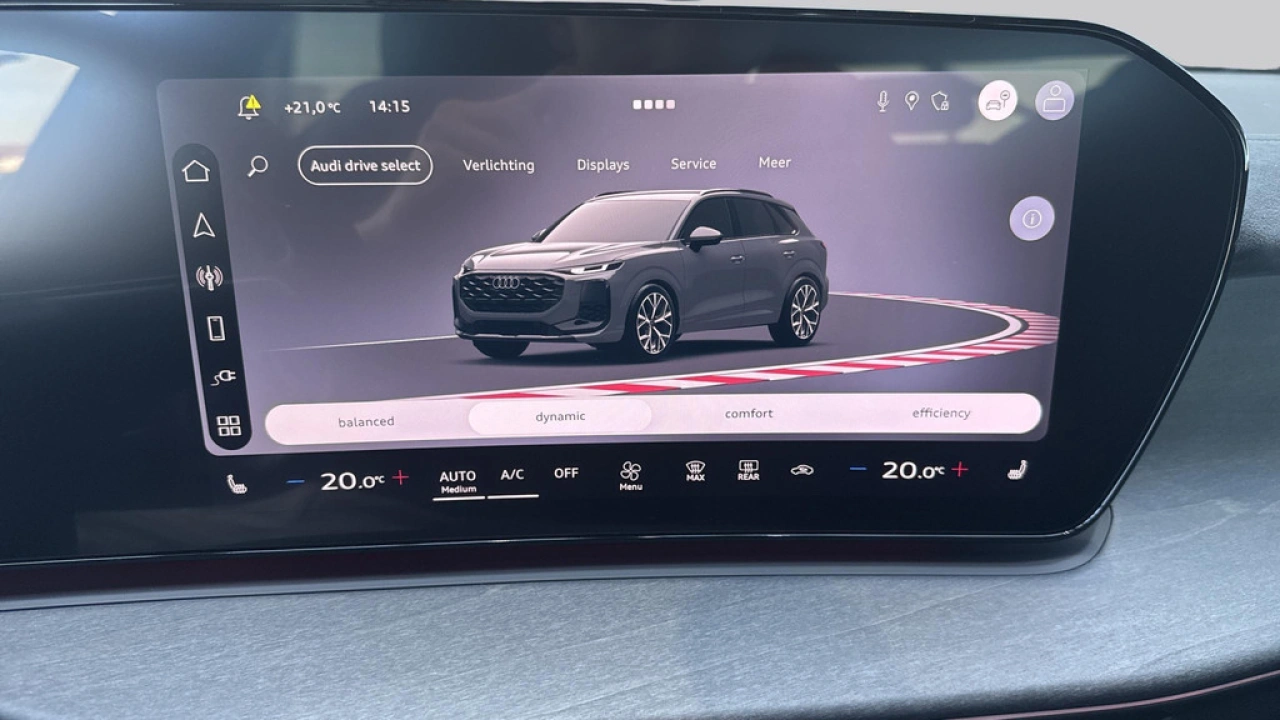 Audi Q3 1.5 200kW e-hybrid S edition Utopiablauw metallic