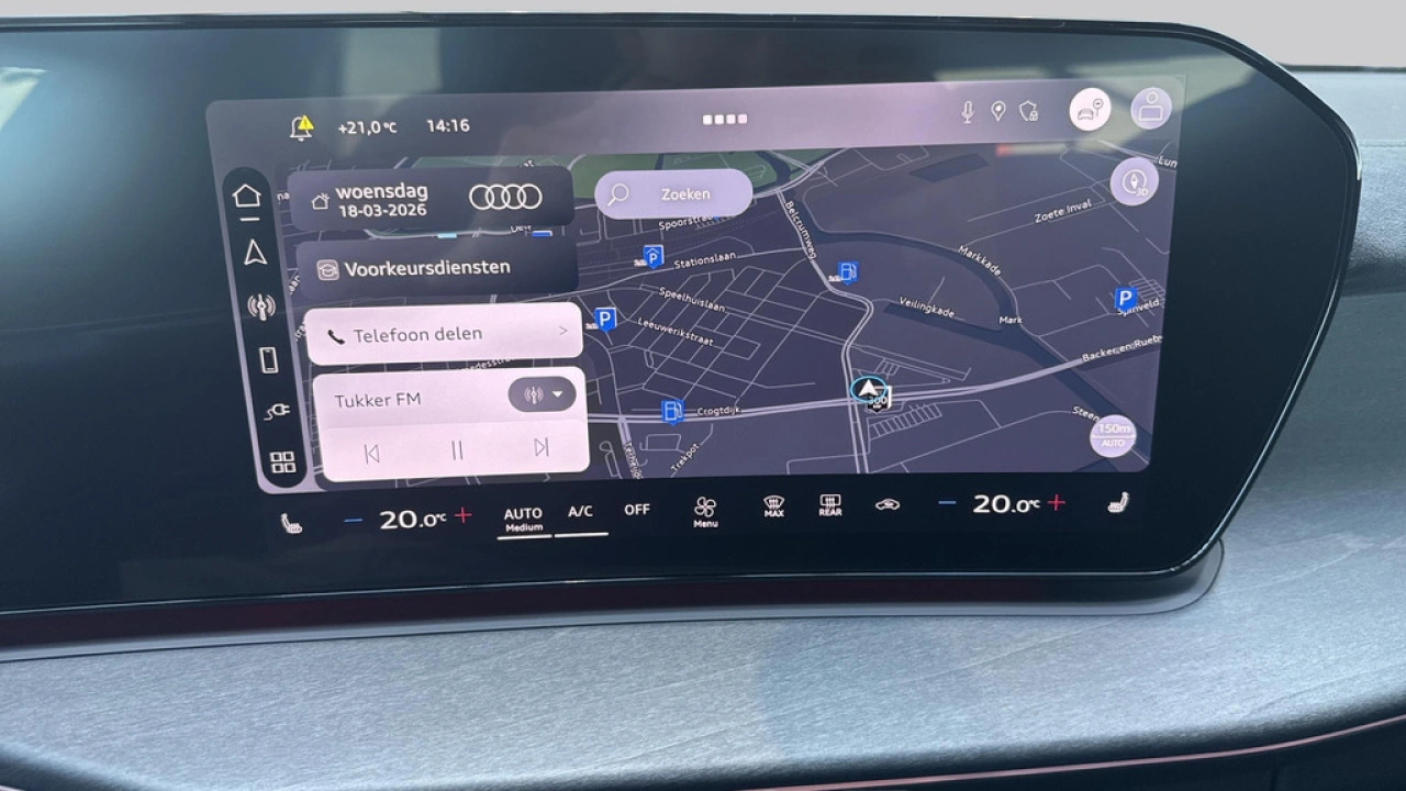 Audi Q3 1.5 200kW e-hybrid S edition Utopiablauw metallic