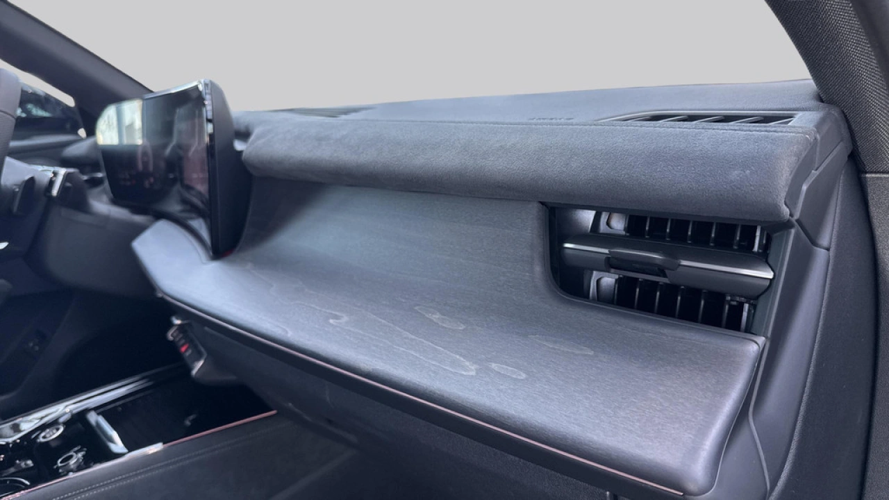 Audi Q3 1.5 200kW e-hybrid S edition Utopiablauw metallic