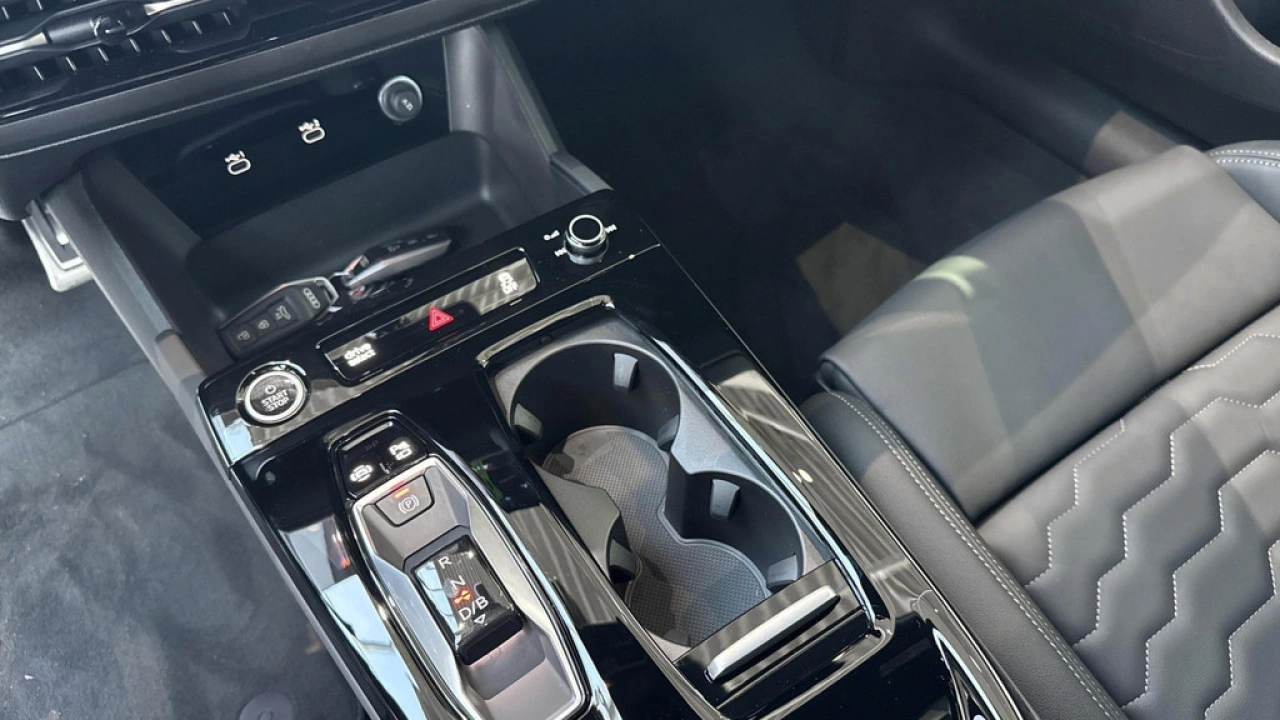 Audi A6 Avant e-tron S edition 83 kWh