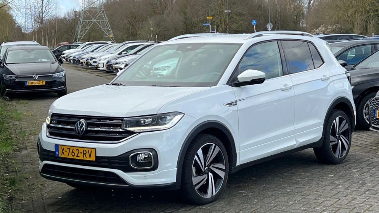 Volkswagen T-Cross 1.0 TSI 110pk DSG R-Line Navigatie Camera