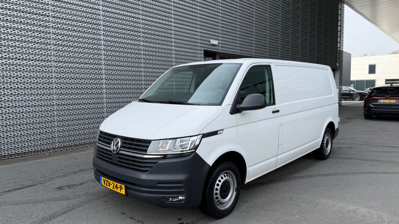VW Bedrijfswagens Transporter L2H1 2.0 TDI 150pk DSG 3.2T Comfortline