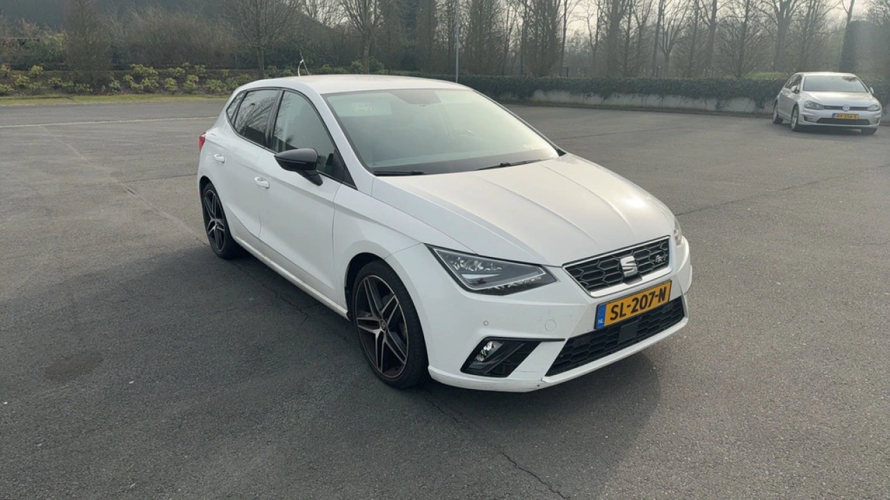 SEAT Ibiza 1.0 TSI 115pk FR Business Intense DSG